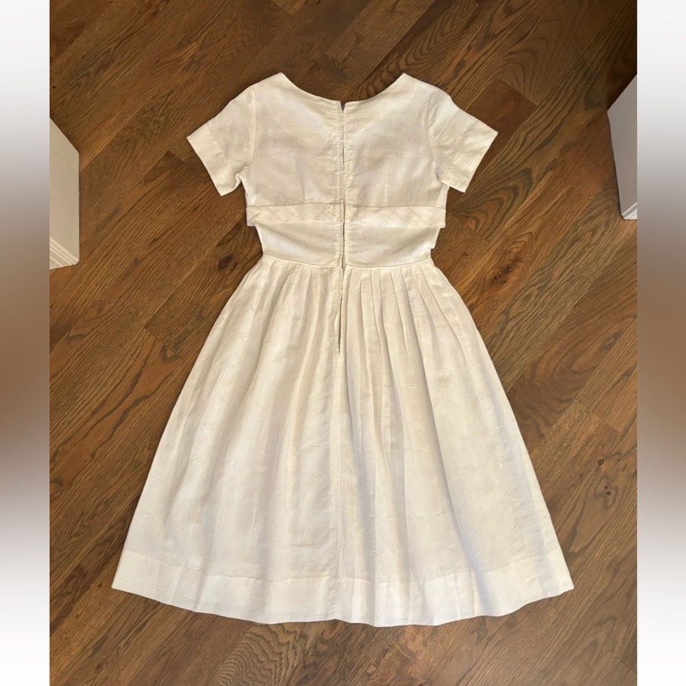 Vtg 40s/50s White Embroidered eyelet Swing Rockabilly Shirtdress - Picture 2 of 7